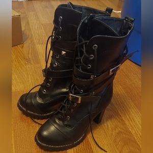 Black combat boots size 8